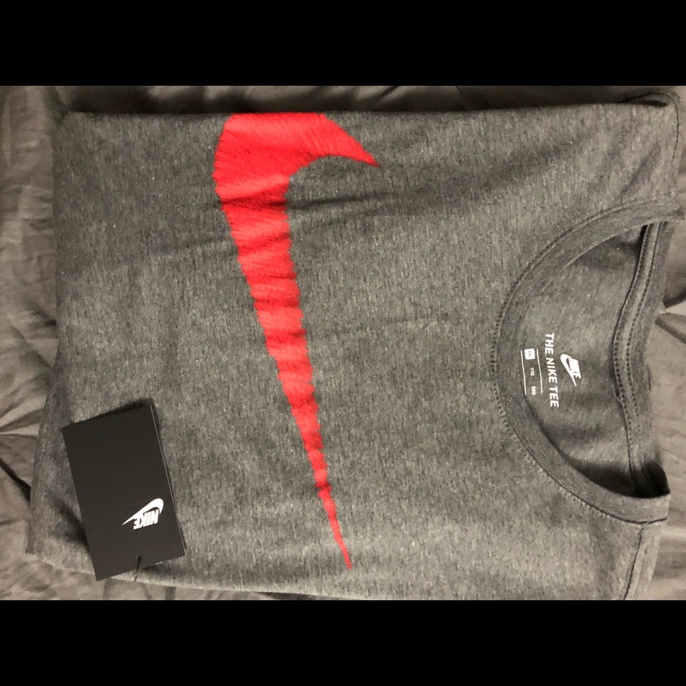 Men’s Nike Tee